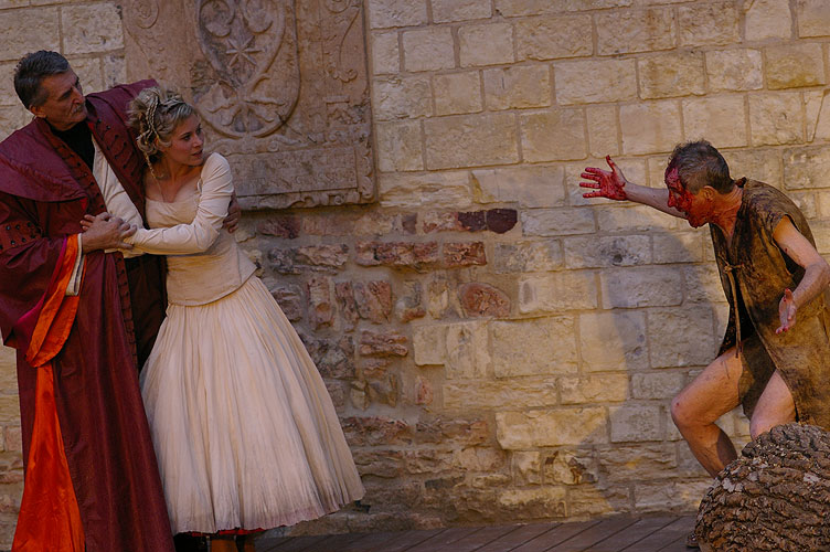 Martin Huba (Prospero), Zuzana Kajnarová (Miranda), Jan Tříska (Kaliban), source: © AGENTURA SCHOK, photo: Viktor Kronbauer