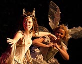 British Shakespeare Company, Daniela Lavender (Titania),  Chris Hopkins, source: © archiv BSC