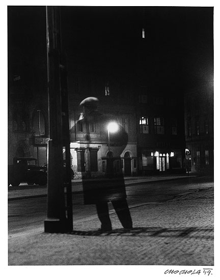 Night Walker / Noční chodec  1949, foto: Václav Chochola, Maximální fotografie 2008