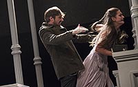 Jaroslav Plesl a Veronika Čermák Macková, Hamlet	, zdroj: © AGENTURA SCHOK, foto: Viktor Kronbauer