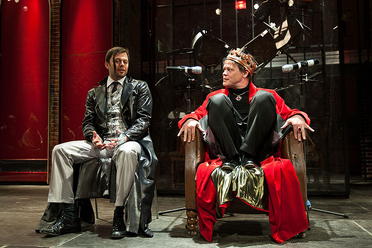 Alexander Bárta (Buckingham), Robert Roth (Richard III.),  Peter Frolo, source: © Agentúra JAY Production